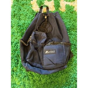 Everest Navy Blue Canvas Sling Backpack Drawstring Mesh Pockets Sporty Daypack